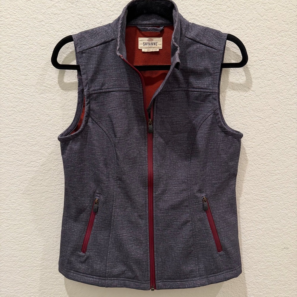 Shyanne Life Womens Heathered Softshell Vest Purple Red Waffle Lined Small